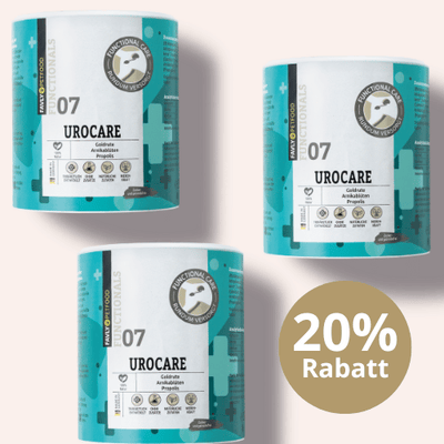 Drei FAVLY Petfood UROCARE Pulver - Sonderangebot Behälter mit einem goldenen "20% Rabatt" Kreis abgebildet.