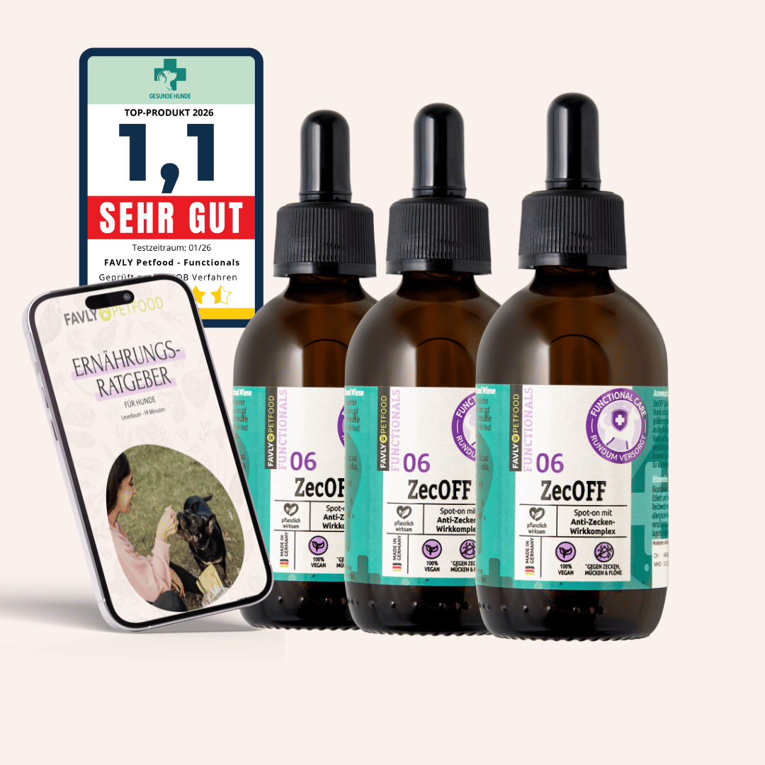 Drei ZecOFF-Flaschen, ein Zeckenschutz-Hund-Ratgeber und eine "Sehr Gut"-Plakette von FAVLY Petfood werden gemeinsam ausgestellt.