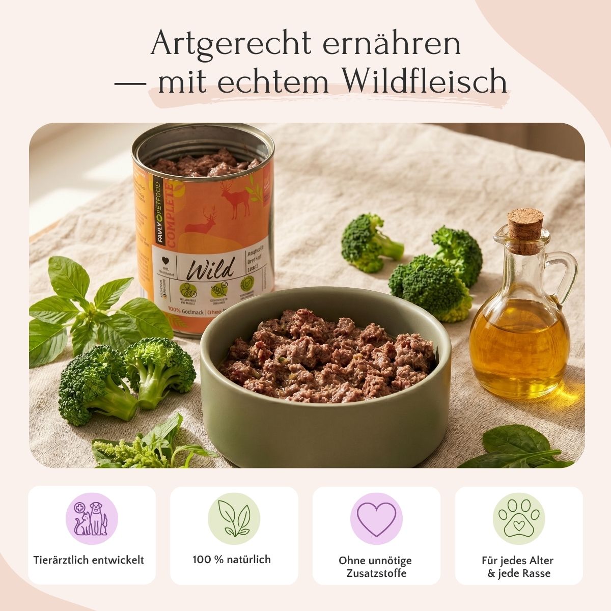 Eine Schale und eine Dose FAVLY Petfood Wild mit Amaranth, Brokkoli & Leinöl auf einem Tisch.