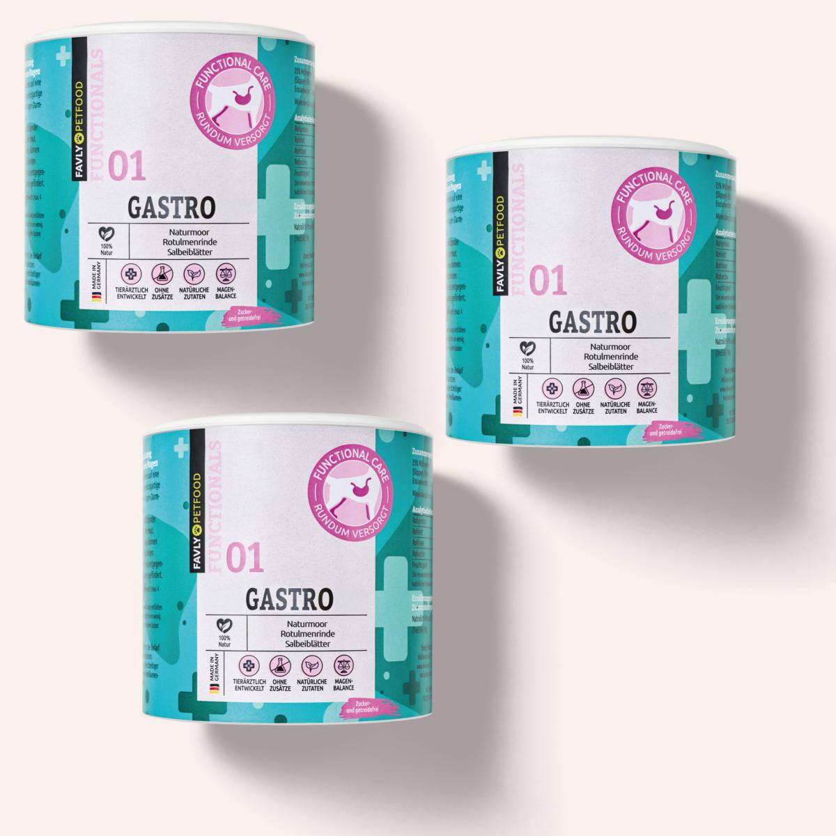 Drei Dosen FAVLY Petfood GASTRO Pulver - Sodbrennen & Grasfressen auf hellem Hintergrund.