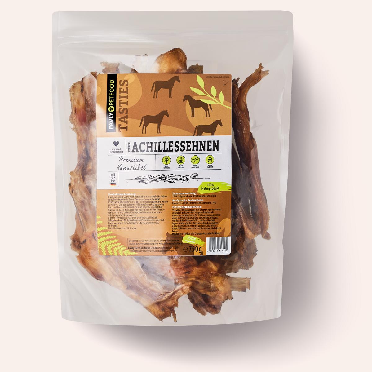 Eine Packung FAVLY Petfood Pferdeachillessehnen 750g Hundeleckerlis, mit Abbildungen von Hunden und Produktdetails auf dem Etikett, perfekt für Hunde mit Unverträglichkeiten, da sie aus natürlichen Kauartikeln hergestellt werden.